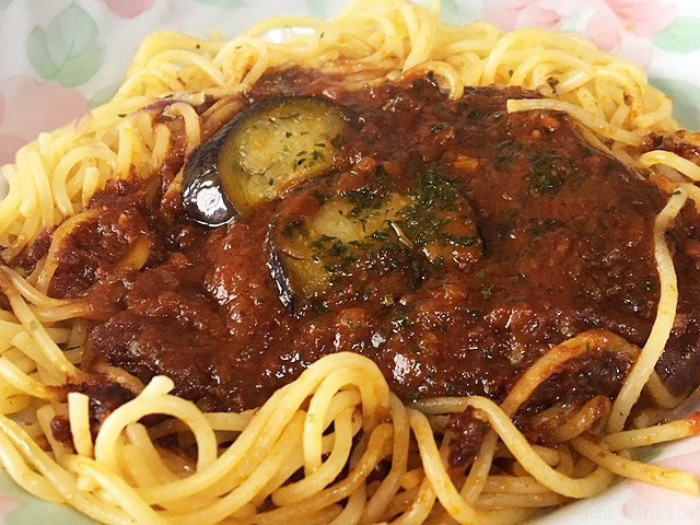 揚げなすの入った牛挽肉のボロネーゼ カロリー