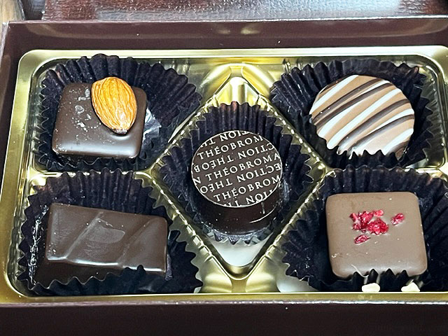 テオブロマコレクションショコラ5個 チョコレートカロリー