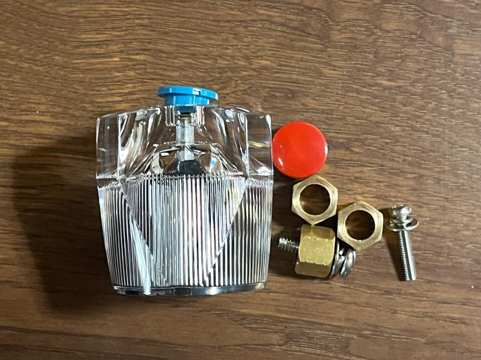 蛇口交換パーツ KVKのアクリルGLハンドル キャップ、ねじ、金具付き PZK1GL-2 写真撮影：junk-word.com