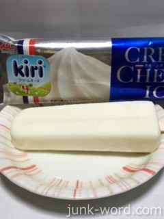 井村屋 kiriキリ クリームチーズアイス アイスミルク カロリー
