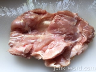 鶏肉とレンコンの煮物（煮しめ）鶏もも肉300g