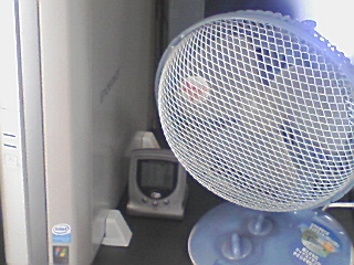 デスクトップパソコンの熱対策・扇風機